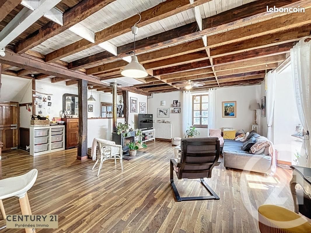 Maison à vendre, 251m², Saint-Marcet