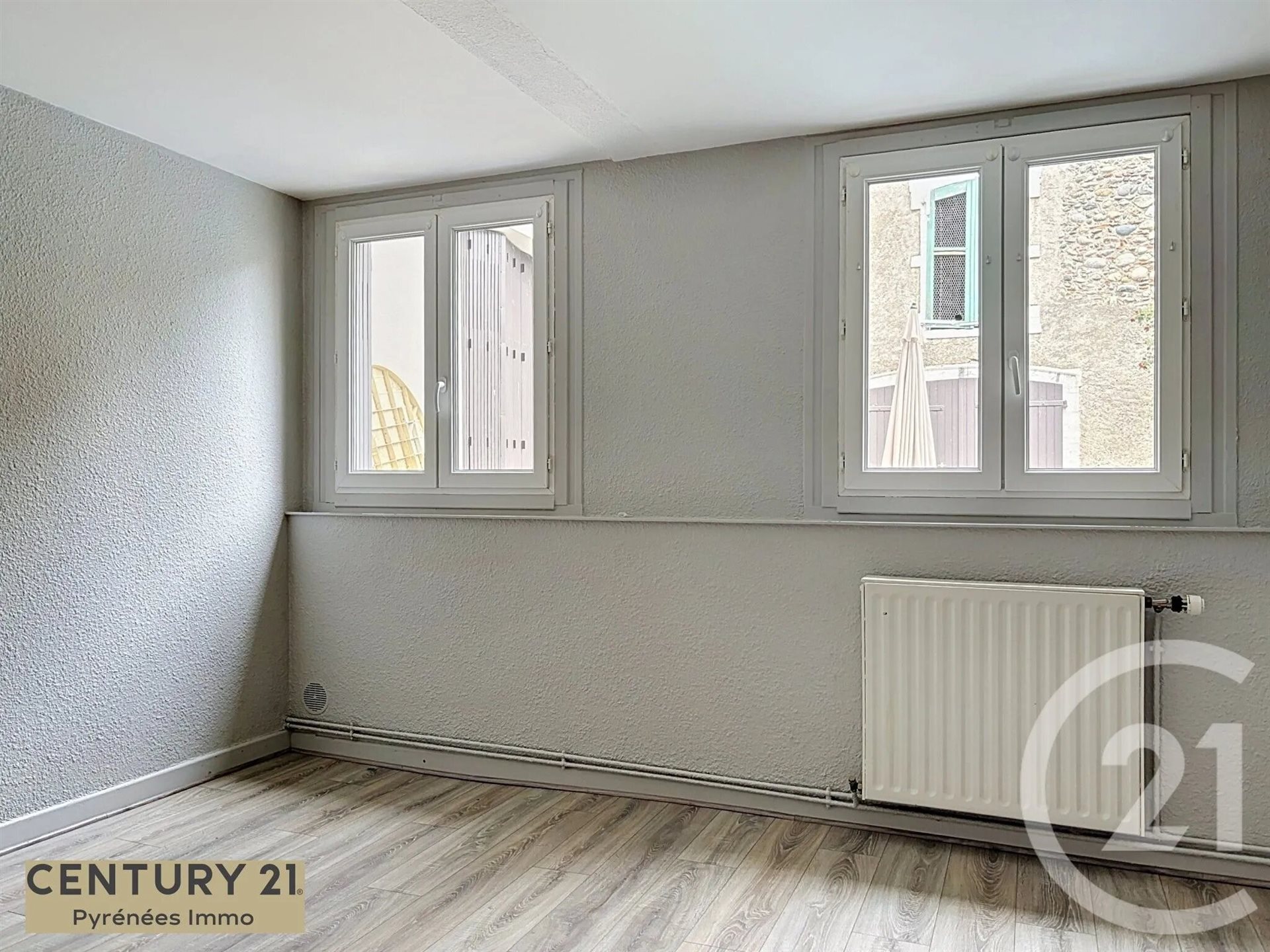 Appartement à louer, 70m², Valentine
