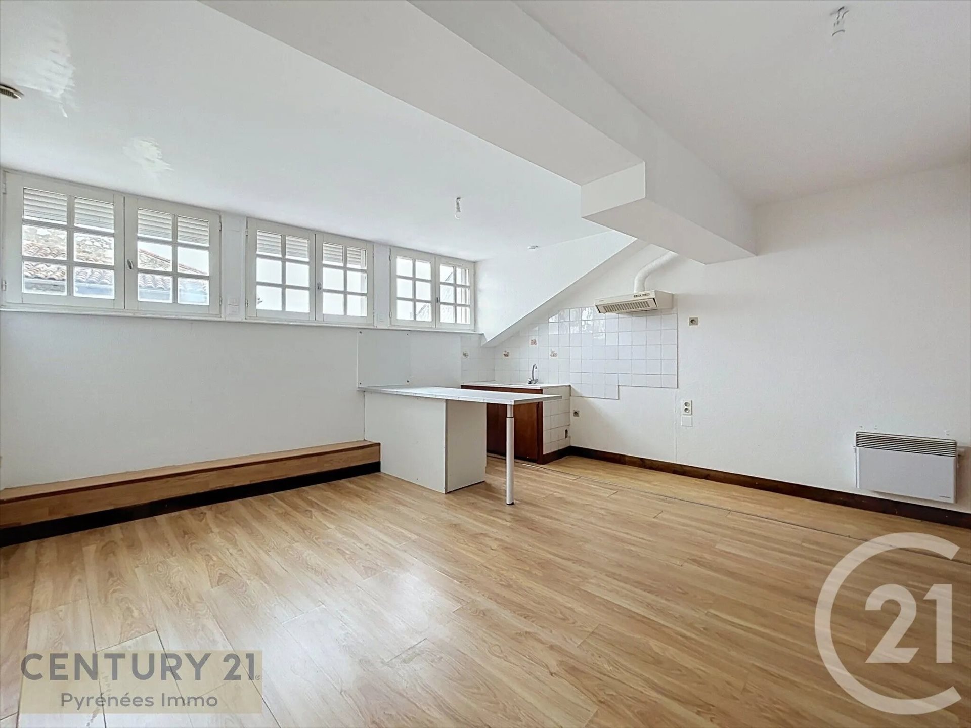 Appartement à louer, 27m², Montréjeau