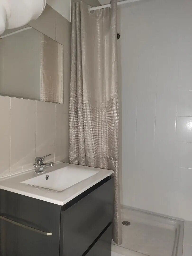 Appartement à louer, 14m², Rochefort