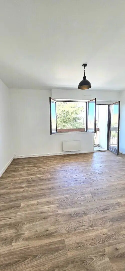 Appartement à louer, 29m², Rochefort