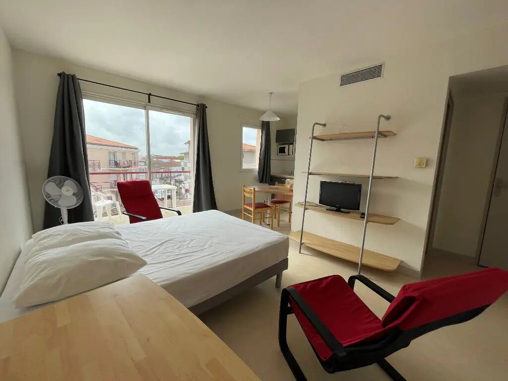 Appartement à louer, 23m², Rochefort
