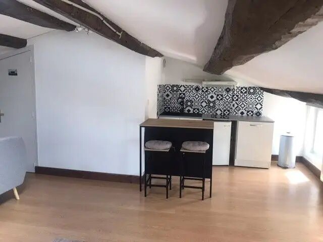 Appartement à louer, 13m², Rochefort