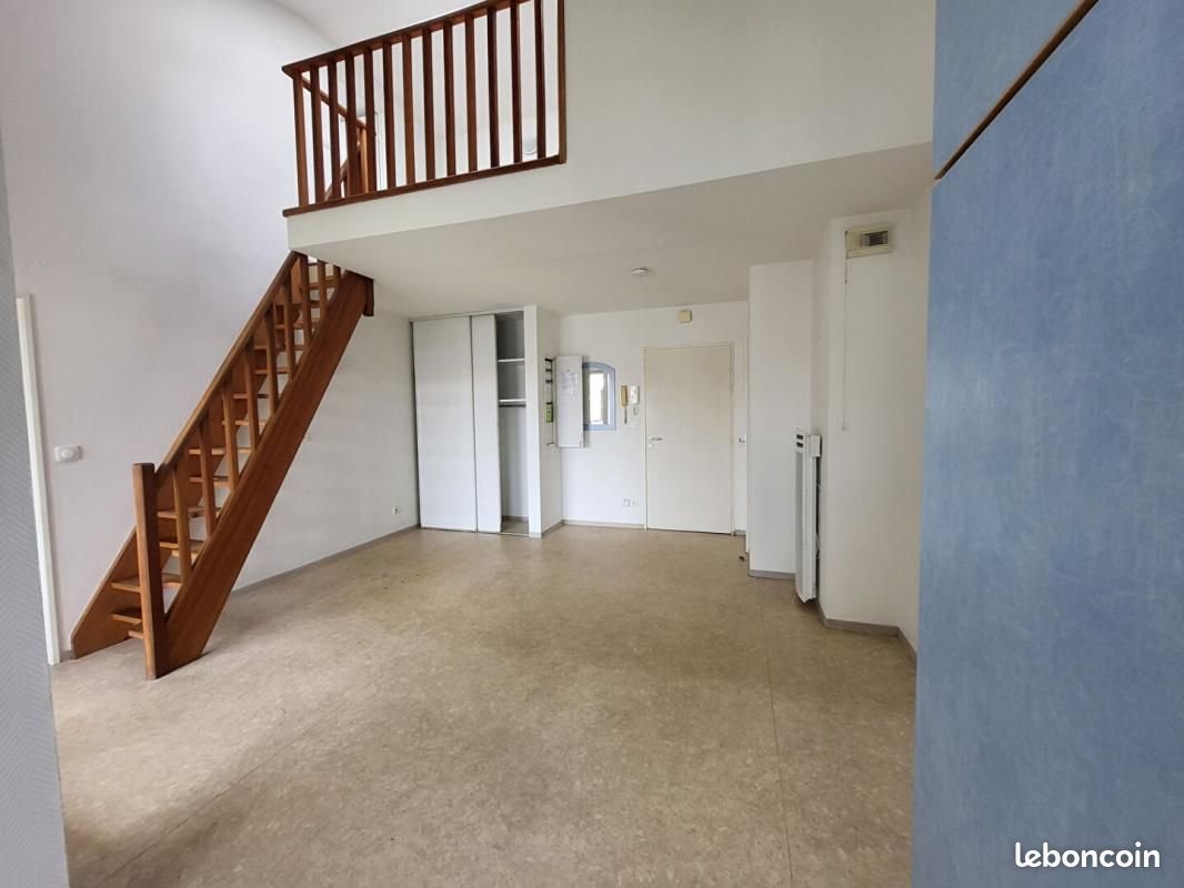 Appartement à louer, 58m², Rochefort