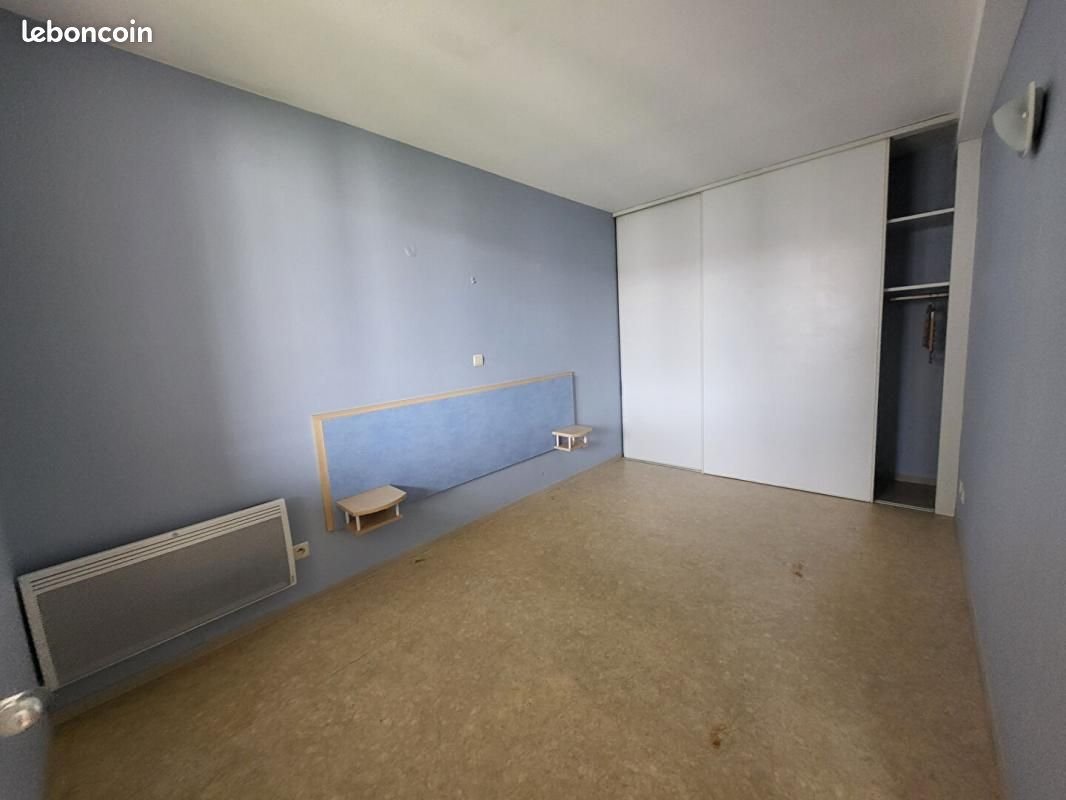 Appartement à louer, 58m², Rochefort
