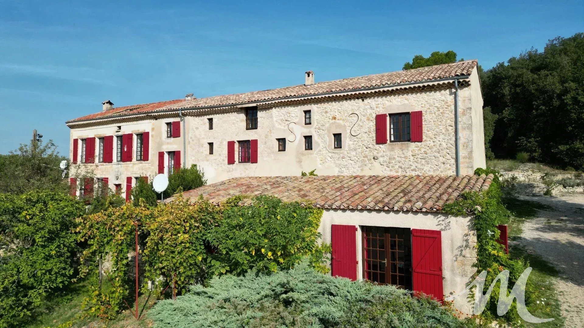 Maison à vendre, 445m², Barjols