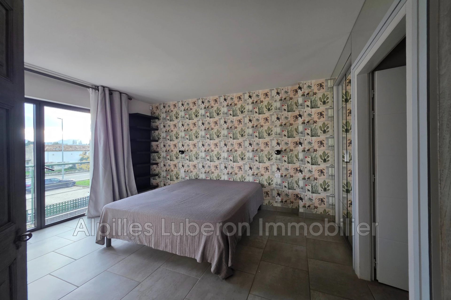 Appartement à vendre, 81m², Eygalières
