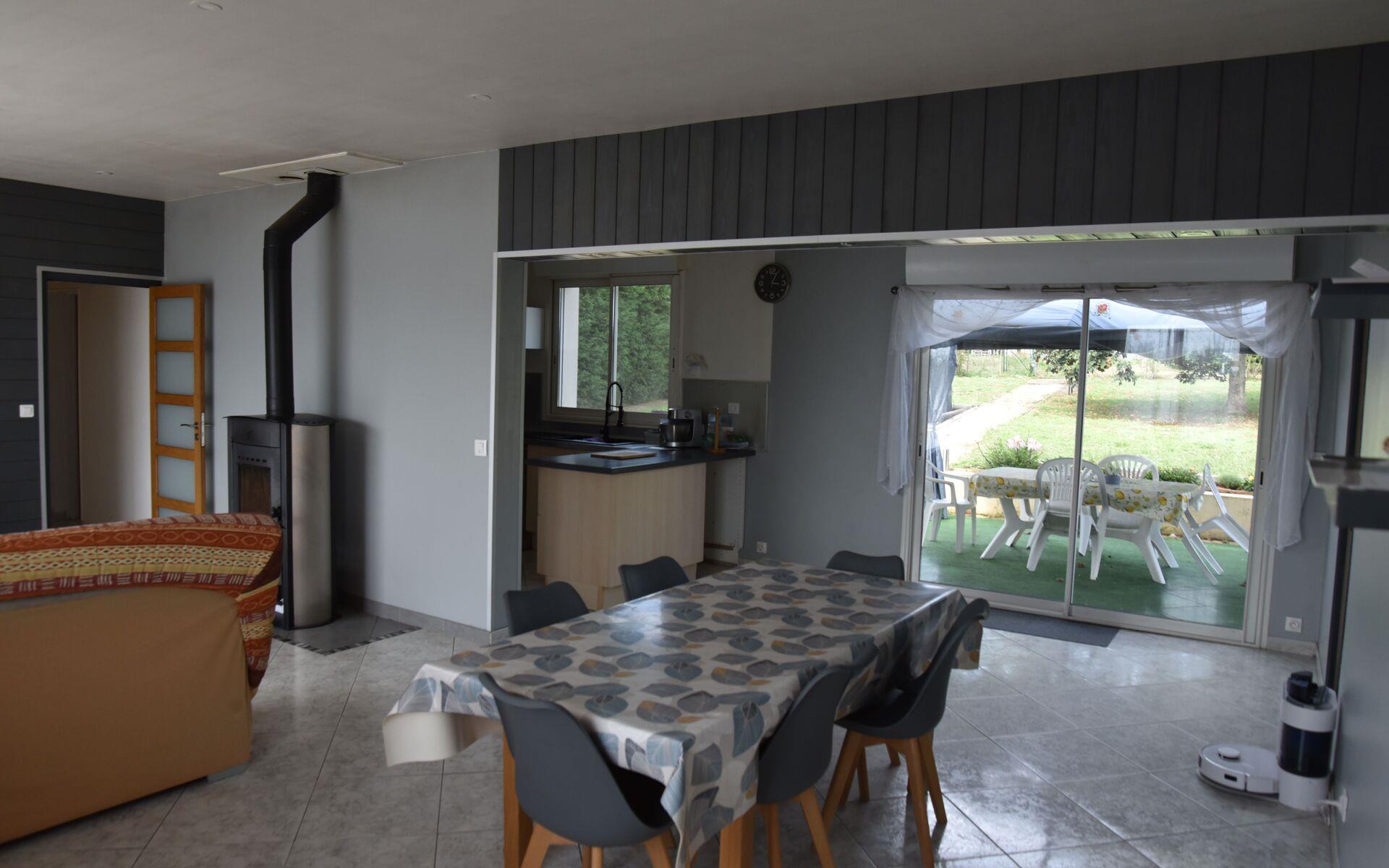 Maison à vendre, 122m², Chasseneuil-sur-Bonnieure
