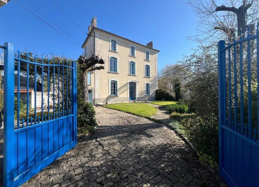 Maison à vendre, 176m², Ruelle-sur-Touvre