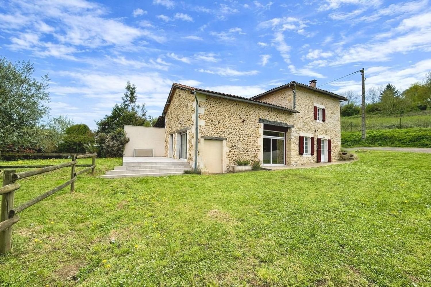 Maison à vendre, 135m², Vitrac-Saint-Vincent