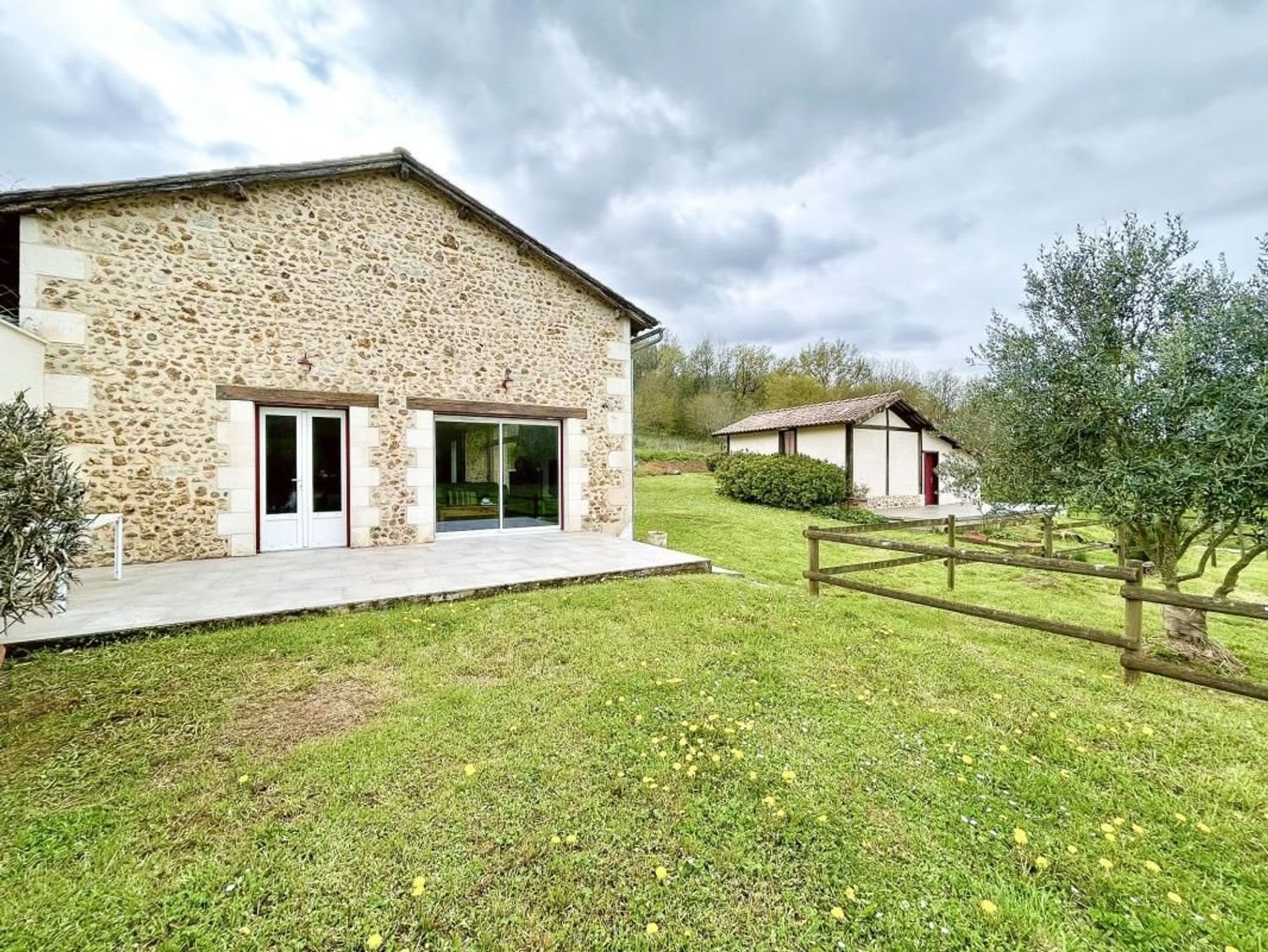 Maison à vendre, 135m², Vitrac-Saint-Vincent