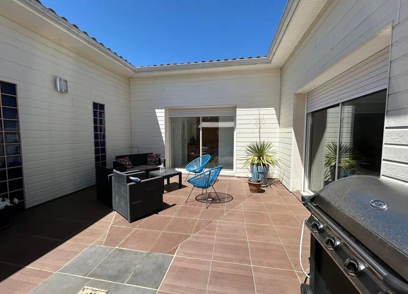 Maison à vendre, 141m², Taponnat-Fleurignac
