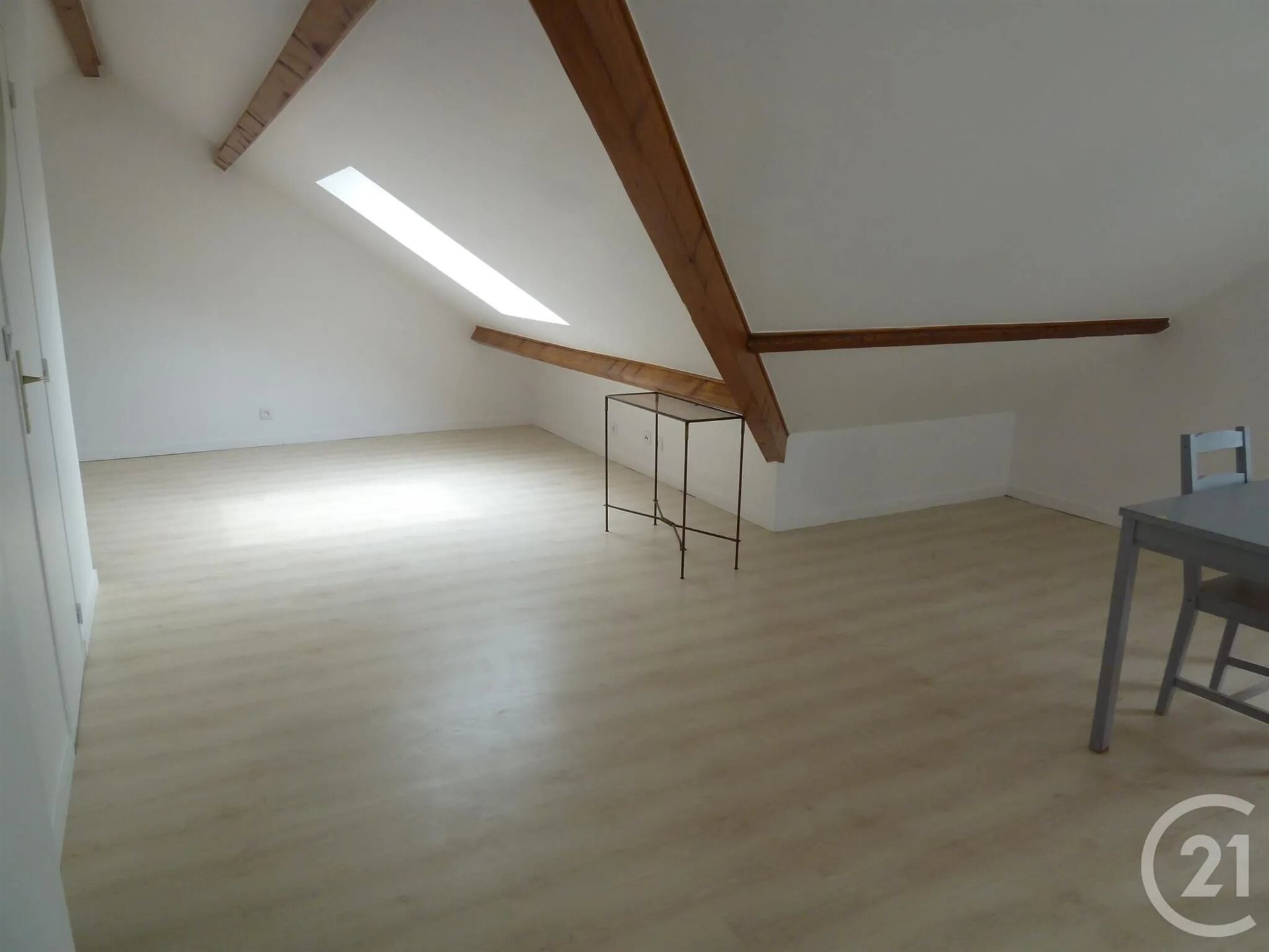 Appartement à louer, 26m², Gif-sur-Yvette