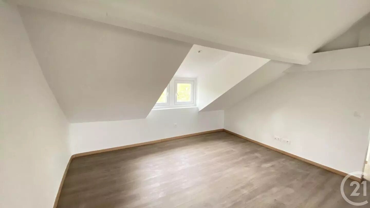 Appartement à louer, 47m², Neauphle-le-Château