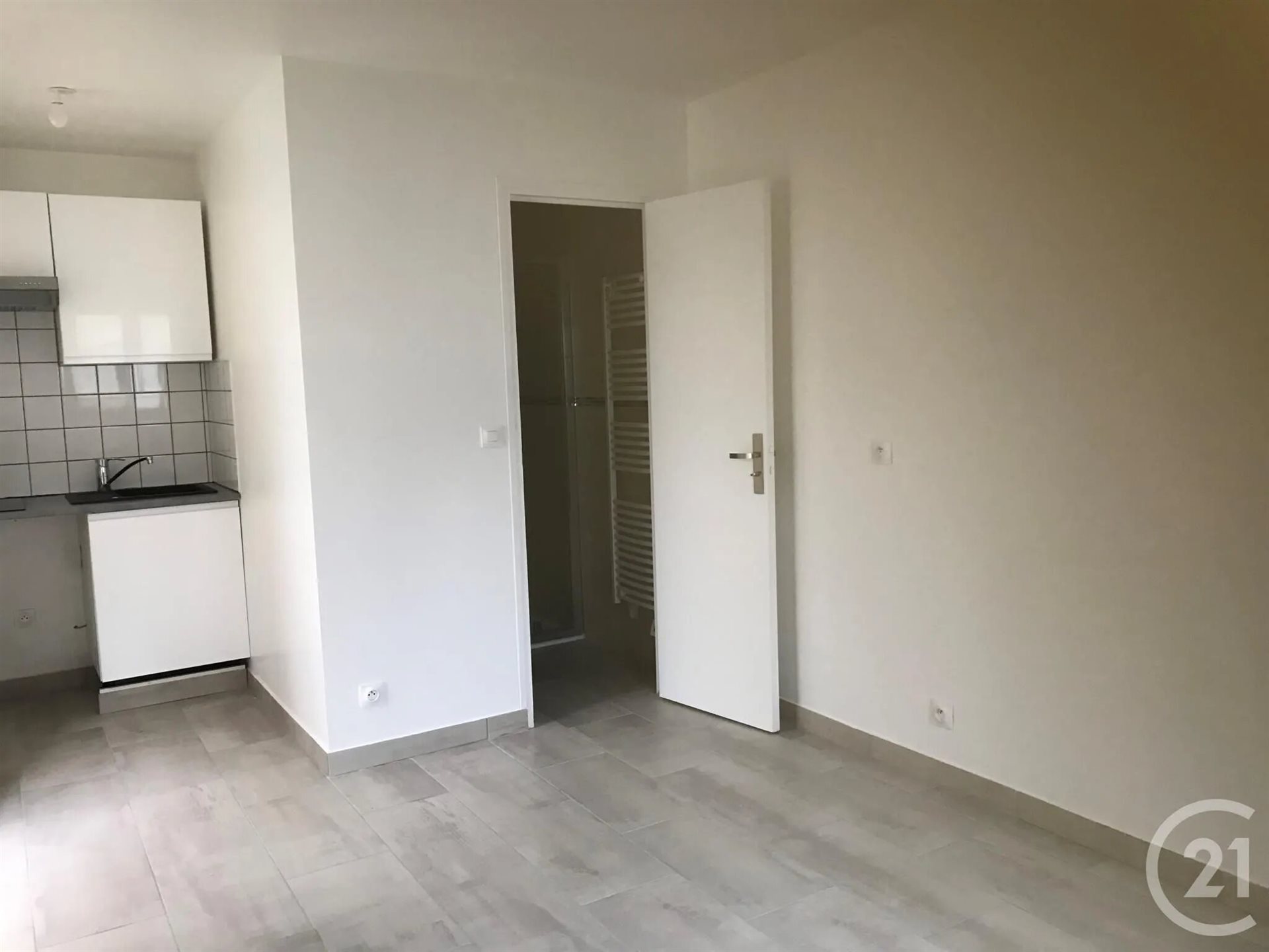 Appartement à louer, 16m², Gif-sur-Yvette