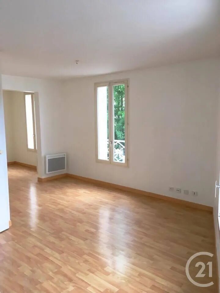 Appartement à louer, 28m², Gif-sur-Yvette