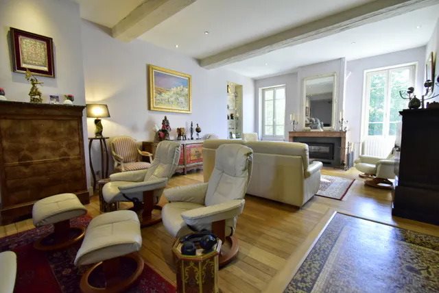 Maison à vendre, 320m², Tournus