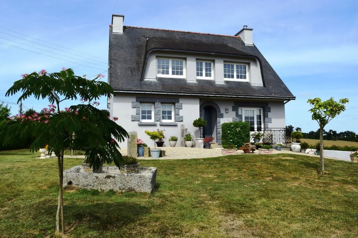 Maison à vendre, 125m², Maël-Carhaix