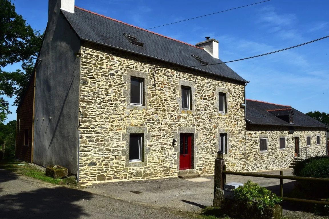 Maison à vendre, 360m², Plussulien