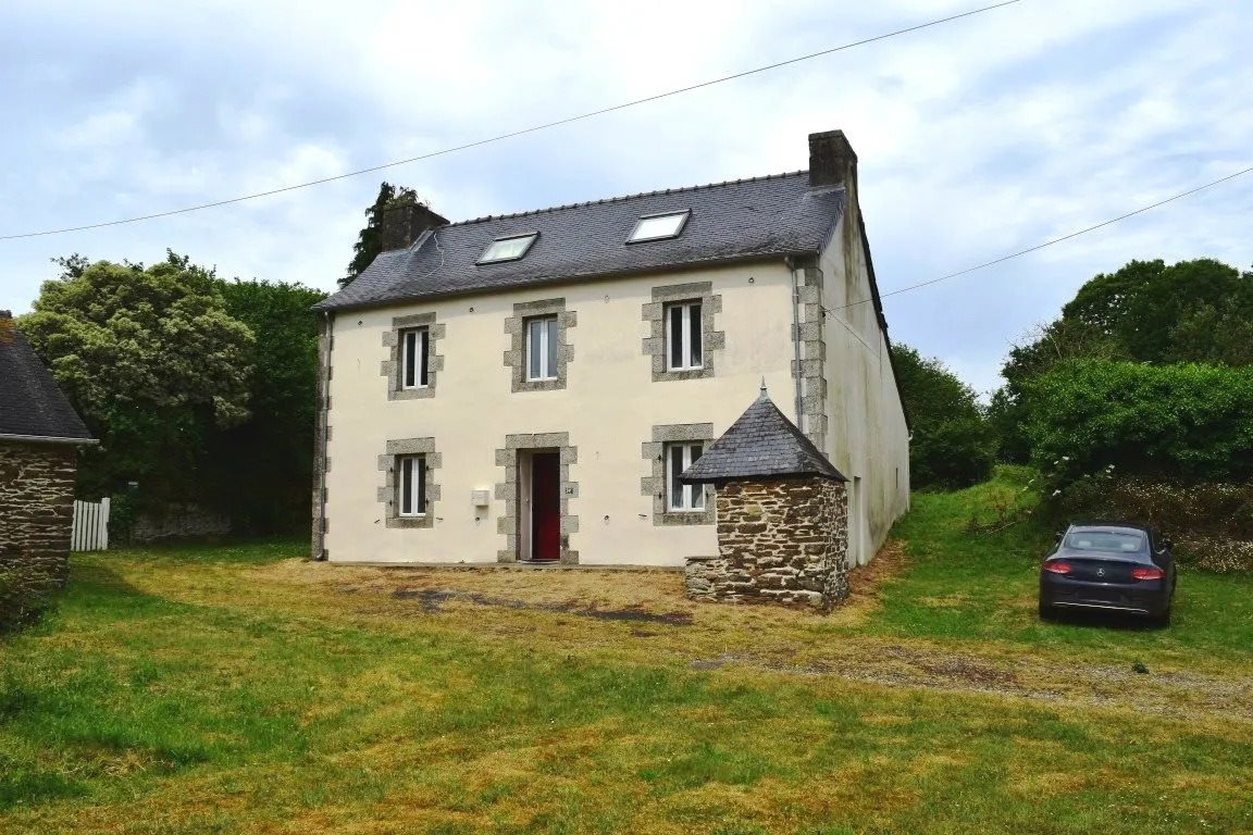 Maison à vendre, 134m², Le Cloître-Pleyben