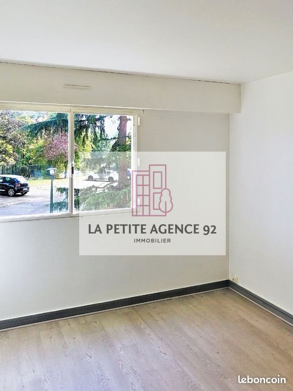 Appartement à louer, 18m², Châtillon