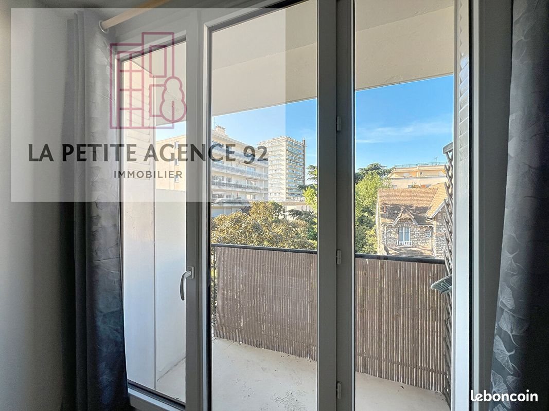 Appartement à louer, 23m², Châtillon