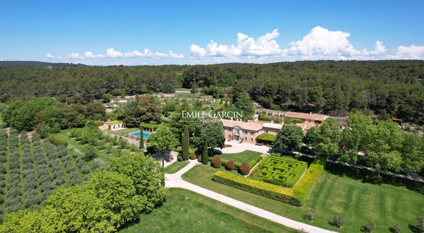 Maison à vendre, 1000m², Aix-en-Provence