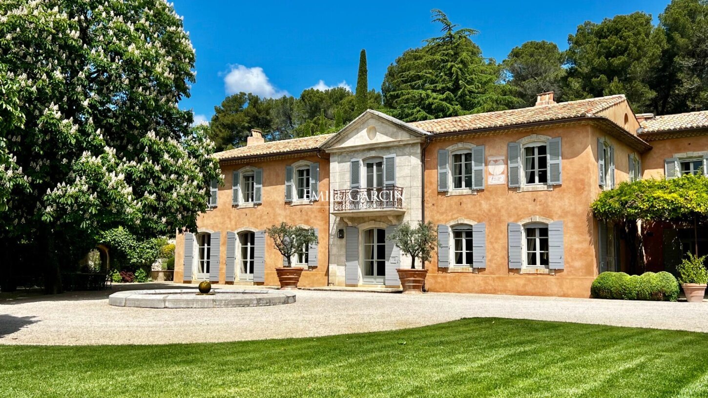 Maison à vendre, 1000m², Aix-en-Provence