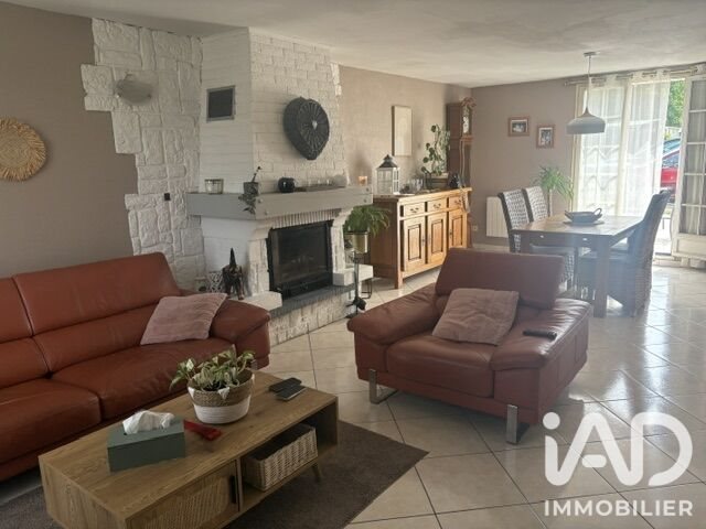 Maison à vendre, 112m², Cuise-la-Motte