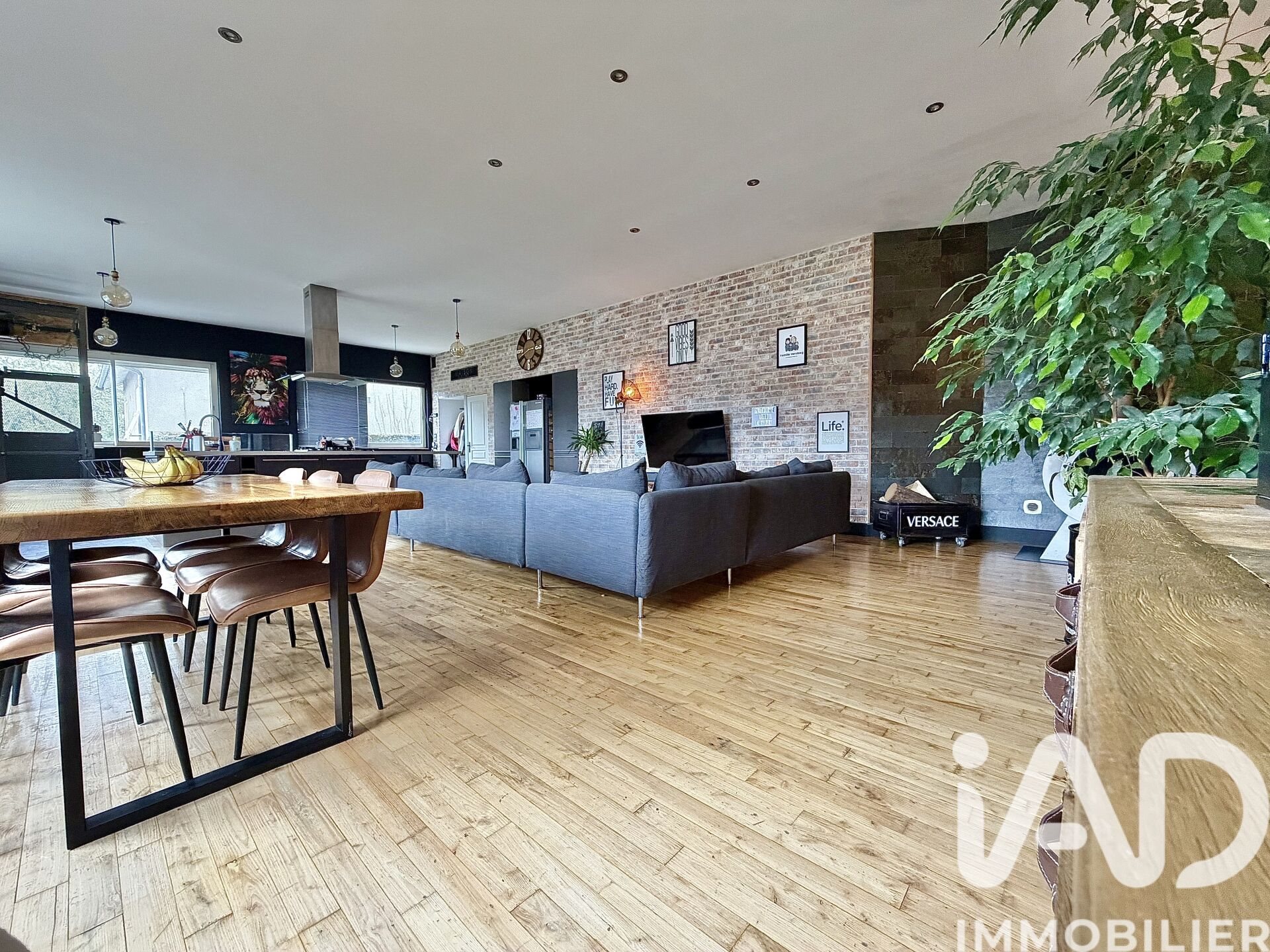 Maison à vendre, 180m², Bujaleuf