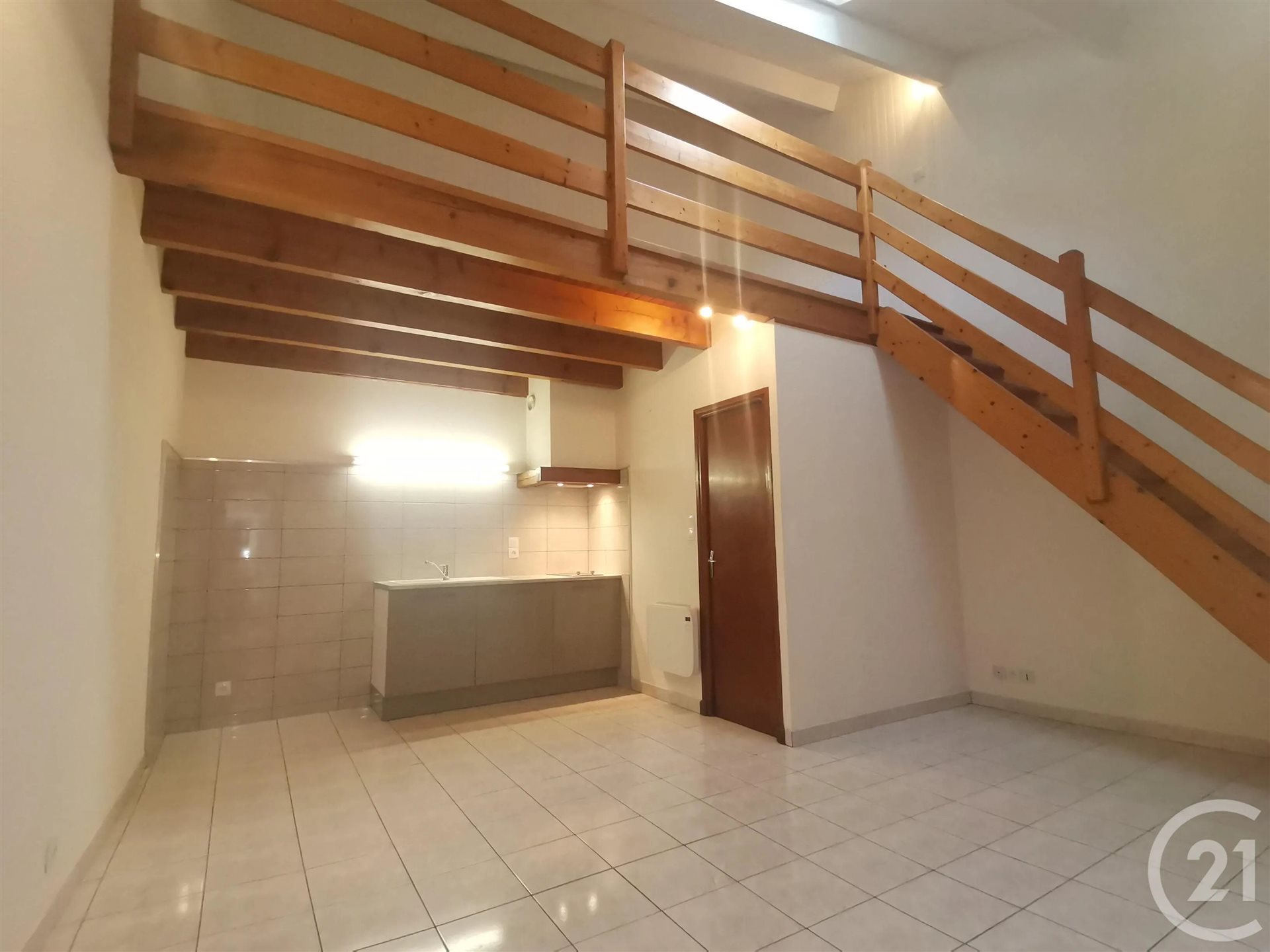 Maison à louer, 37m², Vabres-l'Abbaye