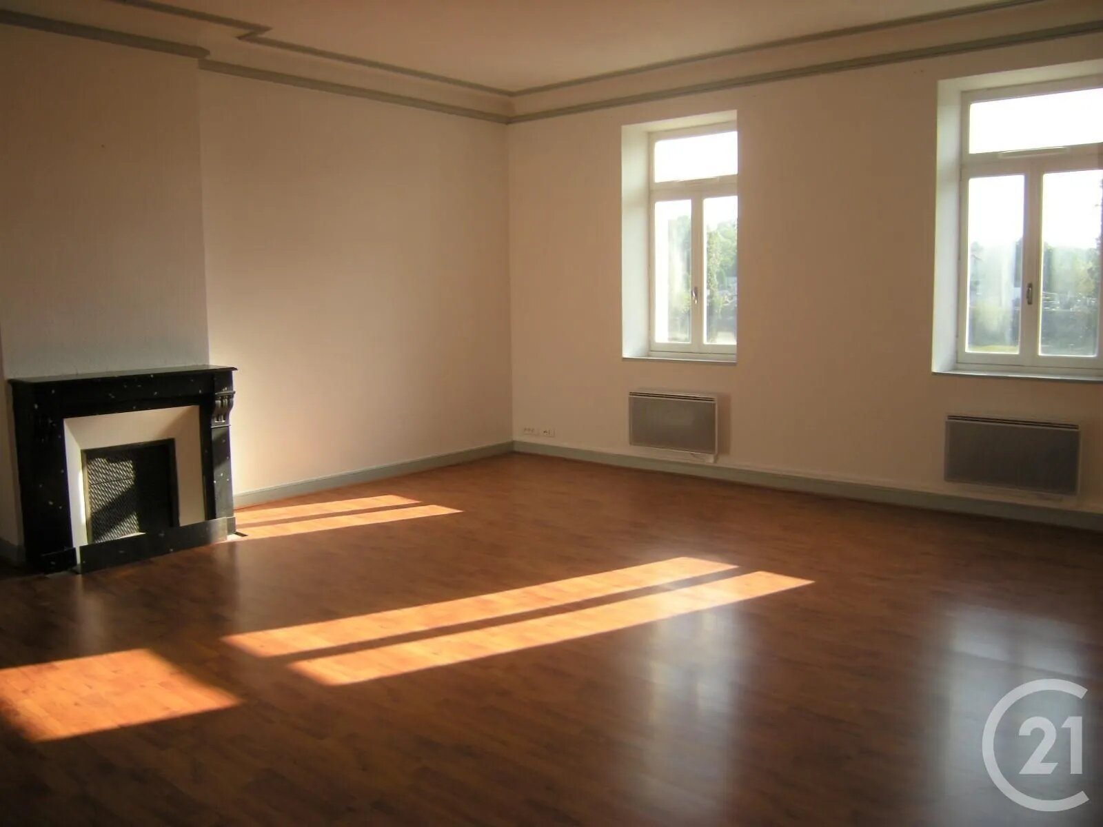 Appartement à louer, 111m², La Cavalerie