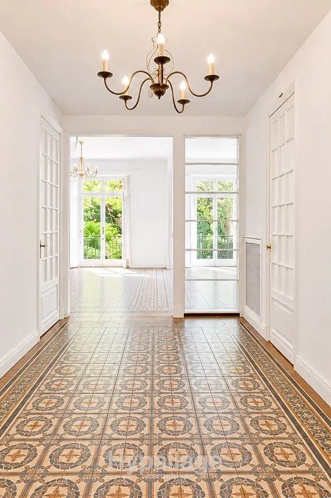 Appartement à louer, 137m², Marseille 4ème