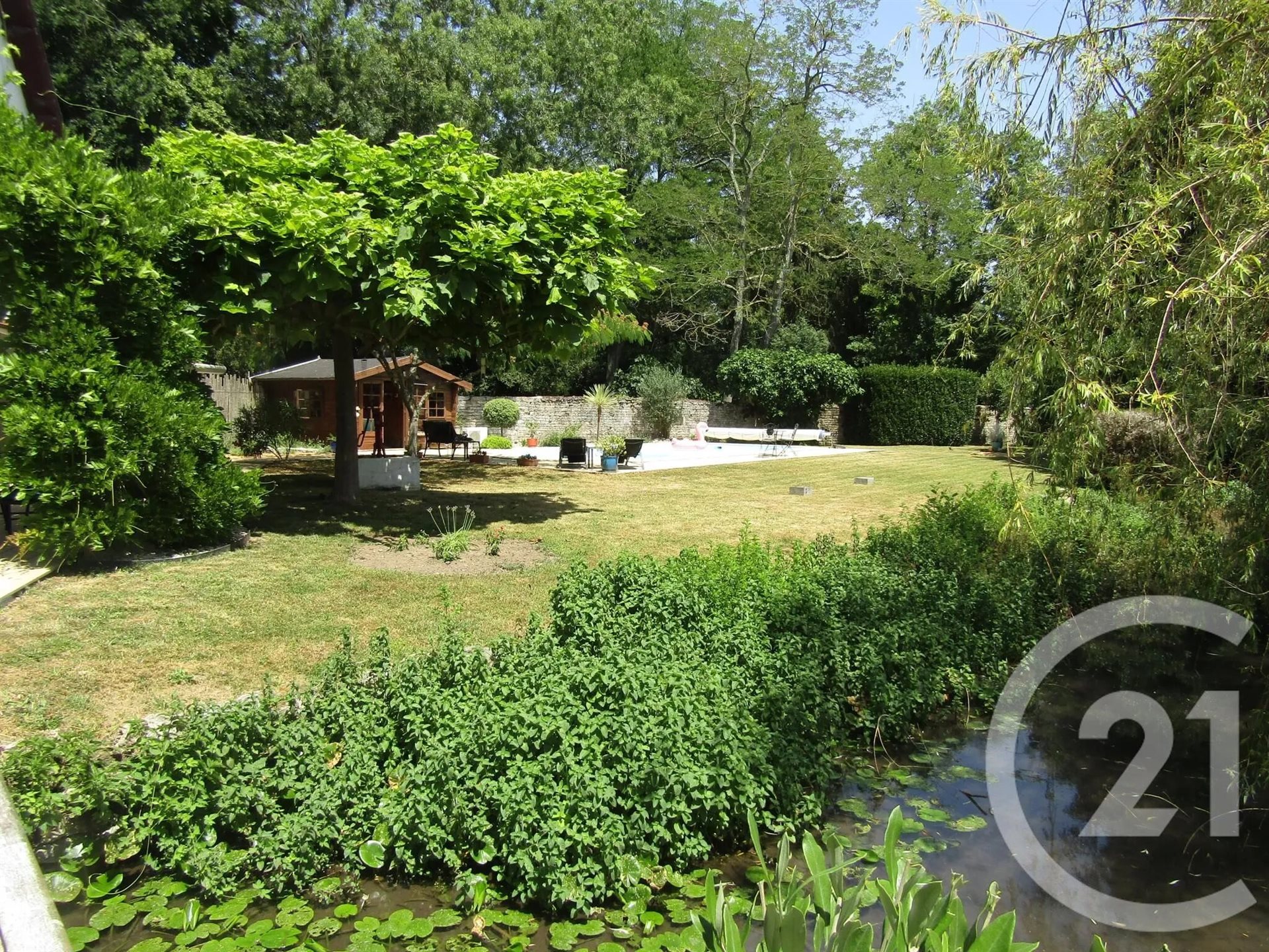 Maison à vendre, 171m², Brioux-sur-Boutonne
