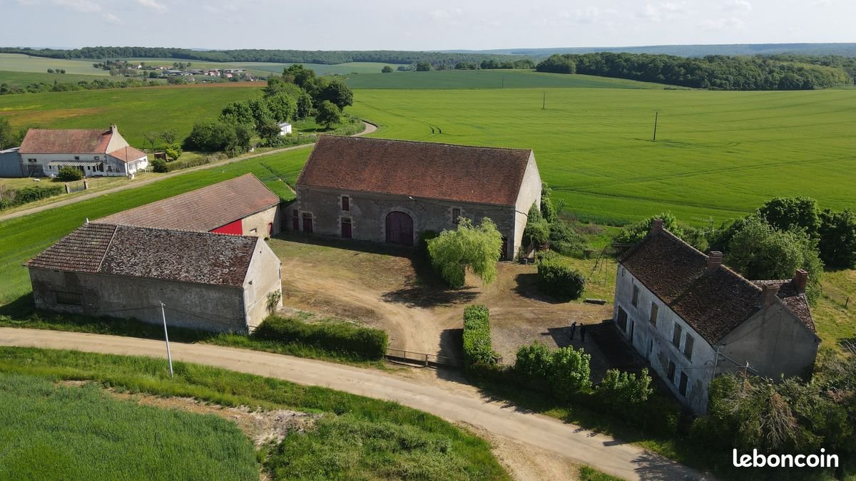 Maison à vendre, 211m², Varzy