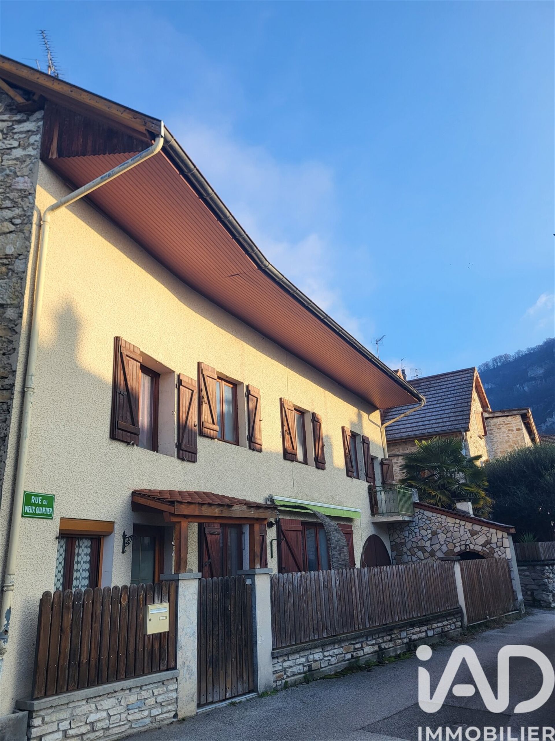 Maison à vendre, 110m², Serrières-de-Briord