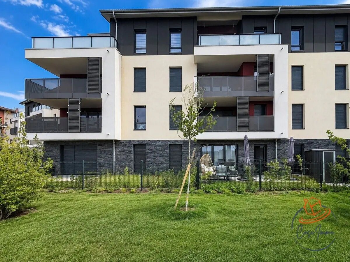 Appartement à vendre, 69m², Cessy
