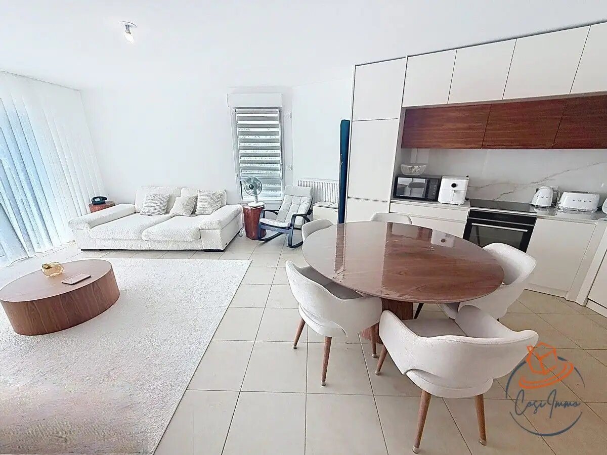 Appartement à vendre, 69m², Cessy