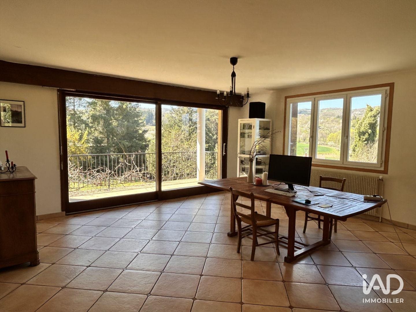 Maison à vendre, 222m², Chanat-la-Mouteyre