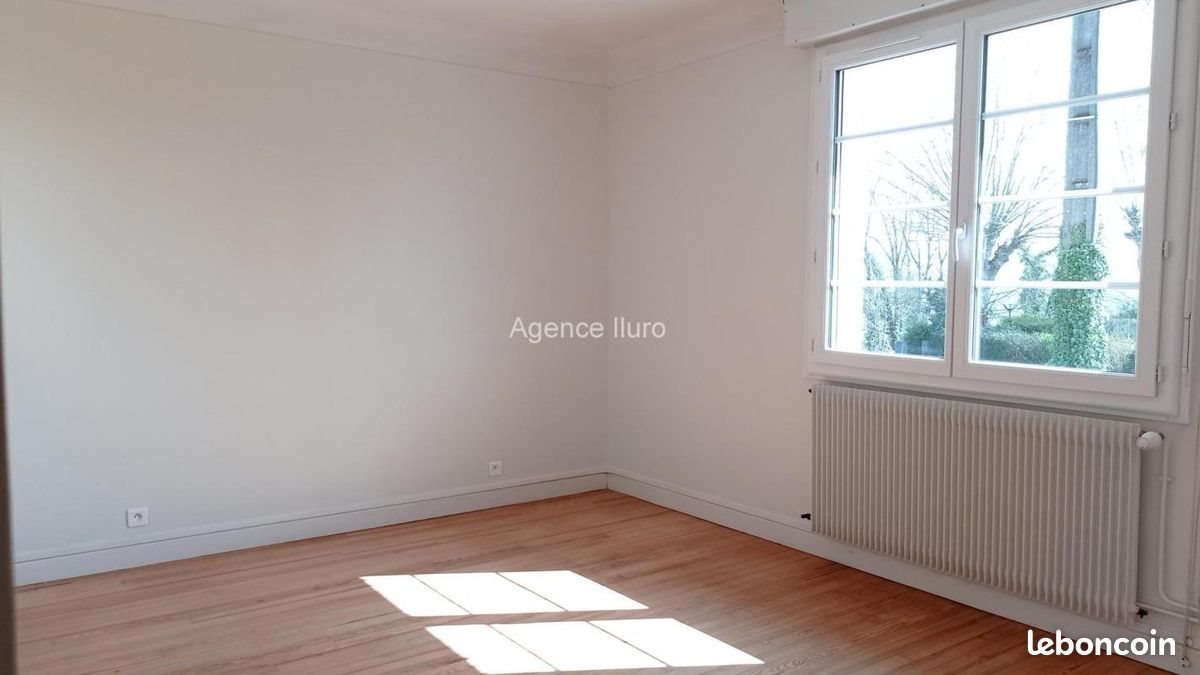 Appartement à louer, 109m², Oloron-Sainte-Marie