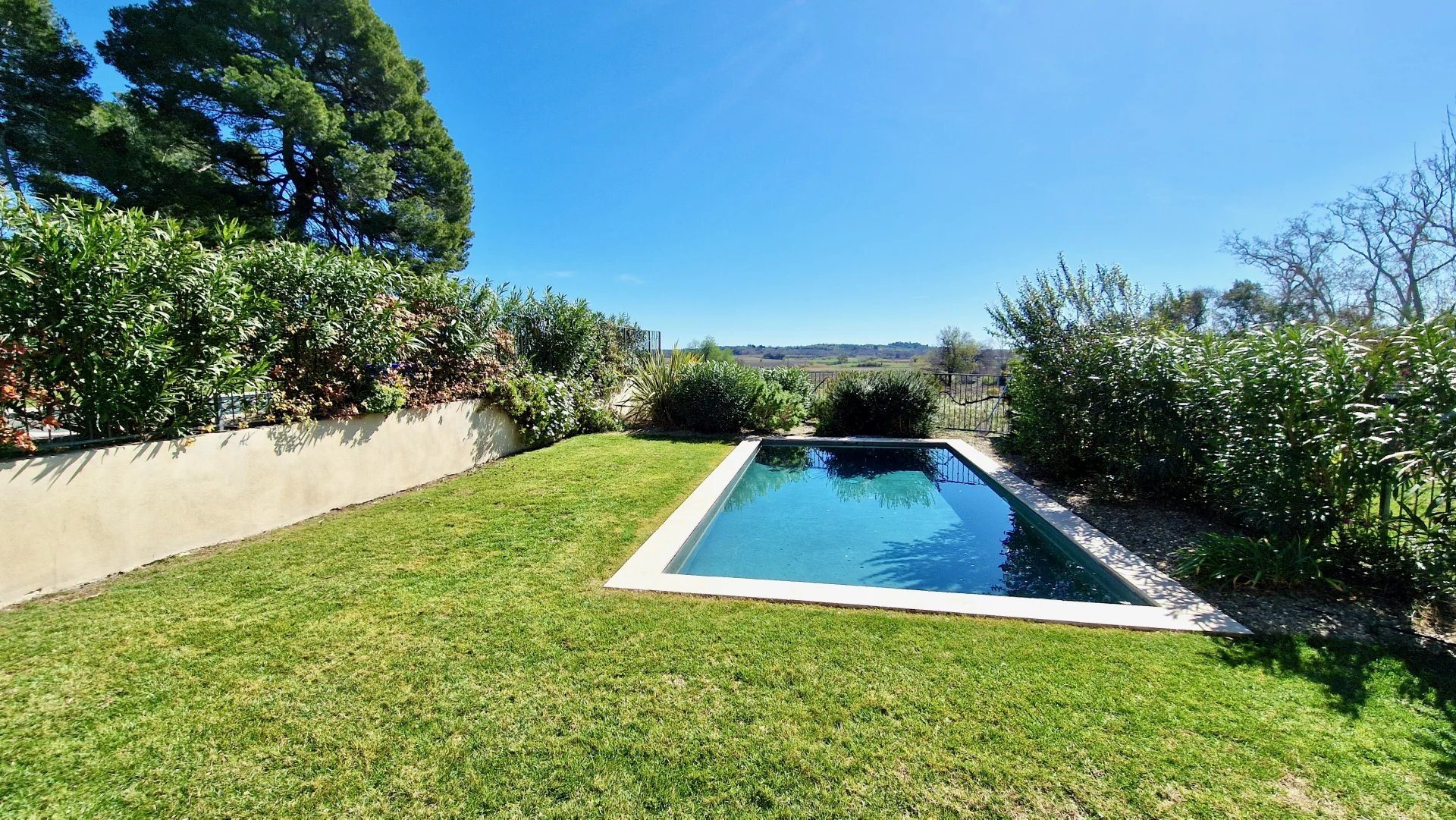 Maison à vendre, 140m², Puissalicon