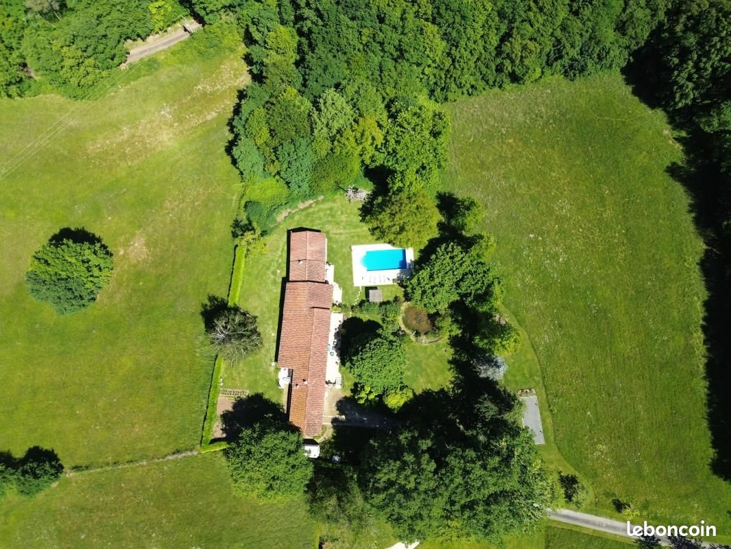 Maison à vendre, 220m², Vergt