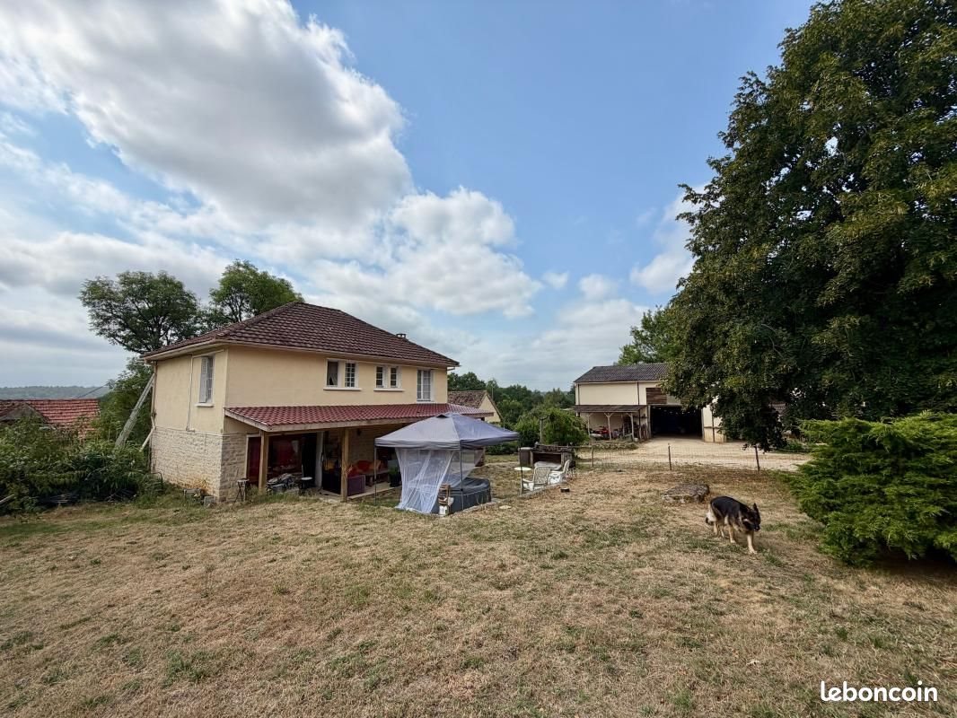 Maison à vendre, 250m², Lacropte