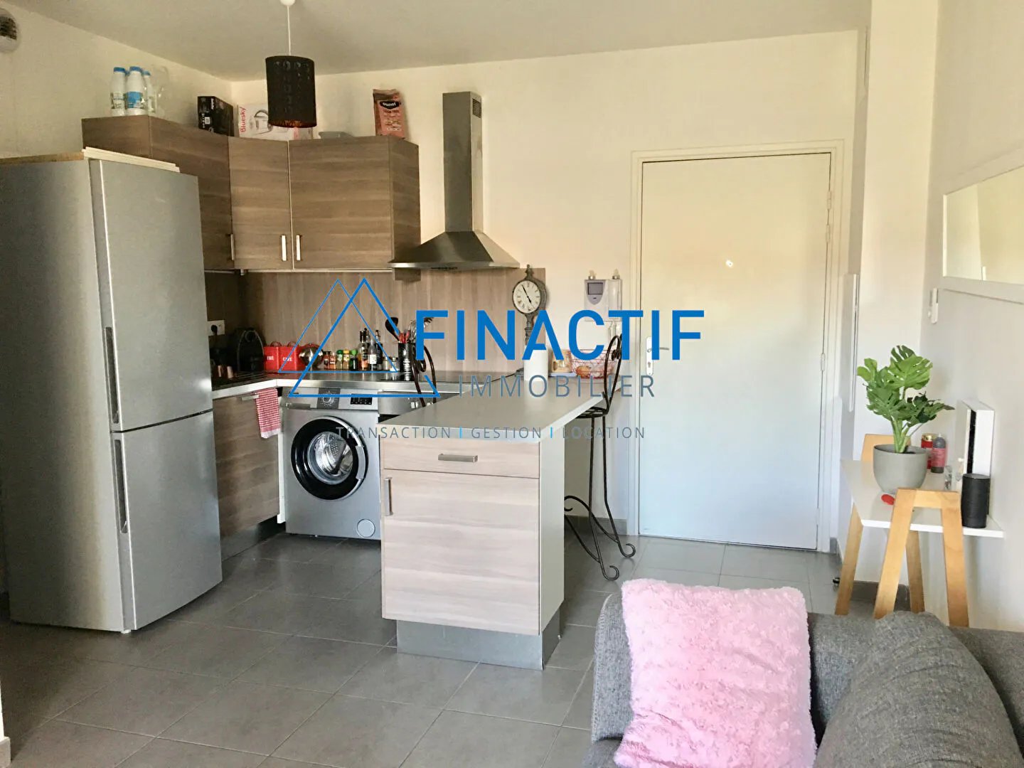 Appartement à louer, 34m², Venelles