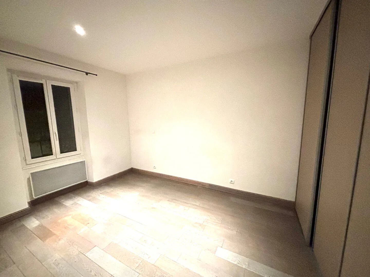 Appartement à louer, 70m², Pertuis