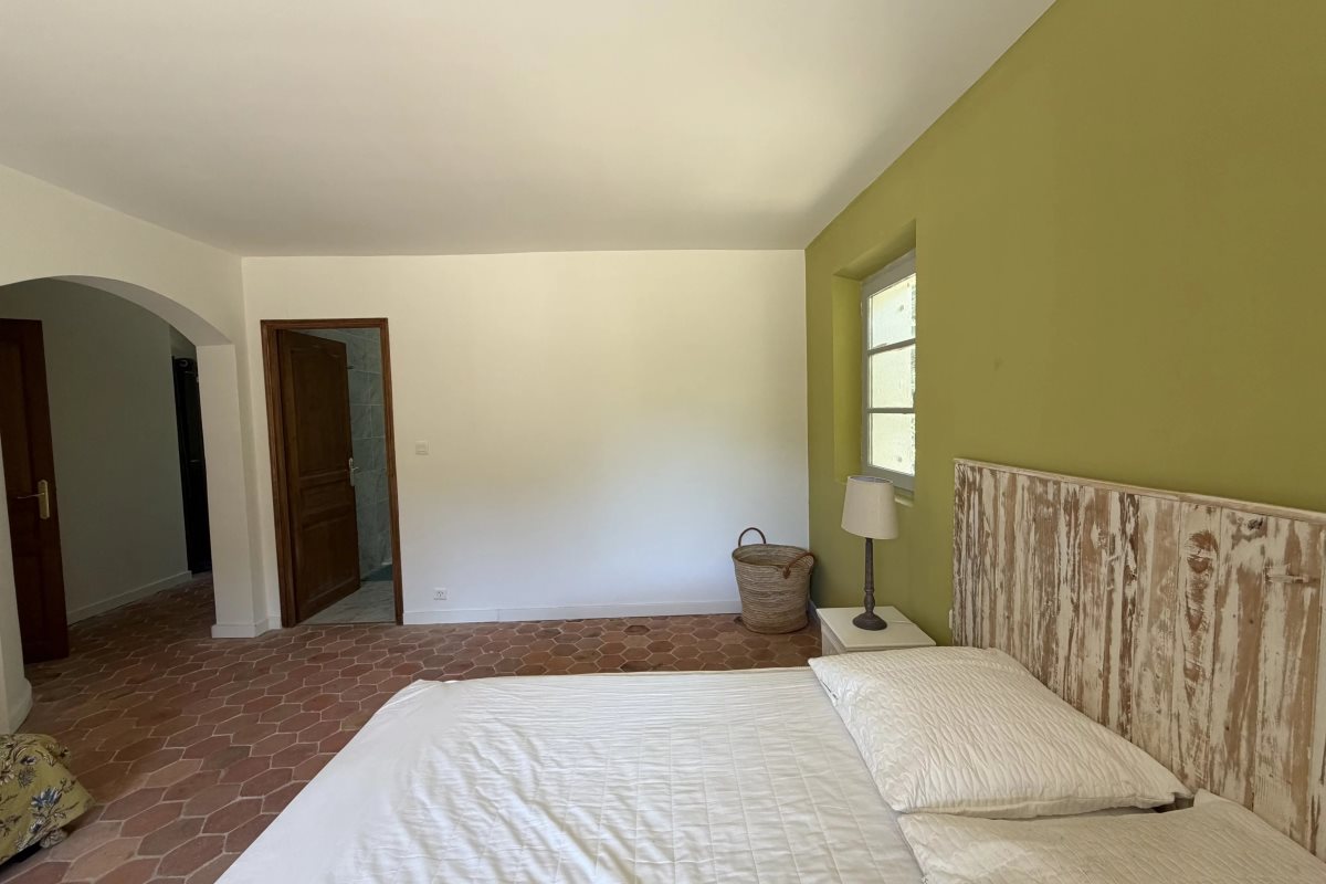 Maison à vendre, 270m², Le Tholonet