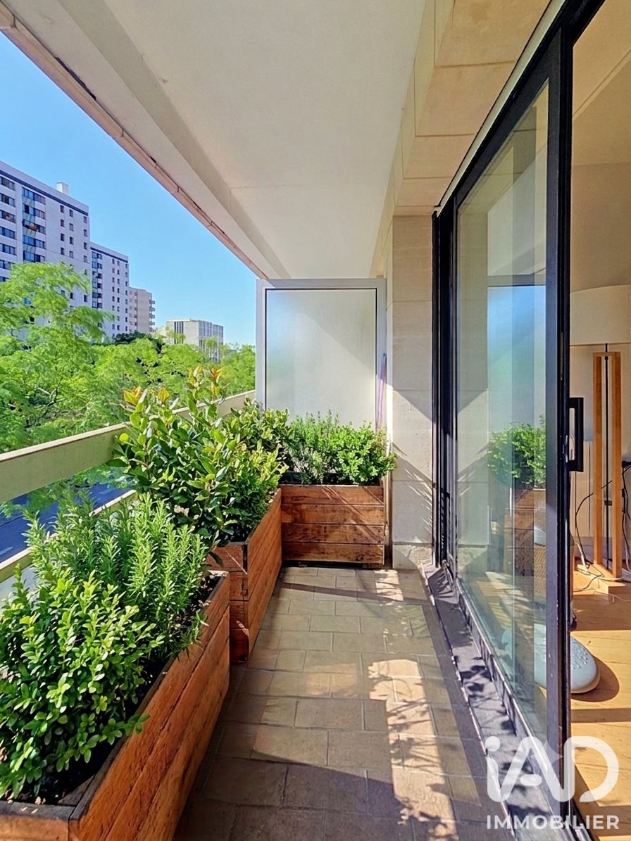 Appartement à louer, 78m², Suresnes