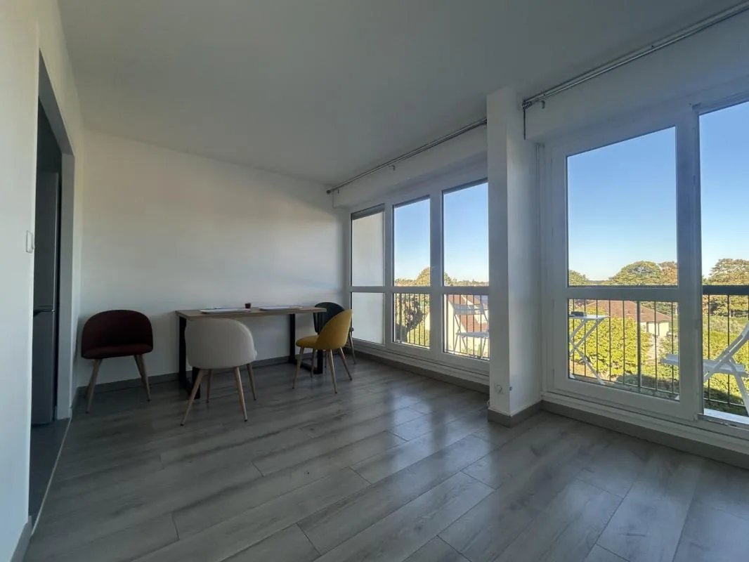 Appartement à louer, 40m², Bois-d'Arcy