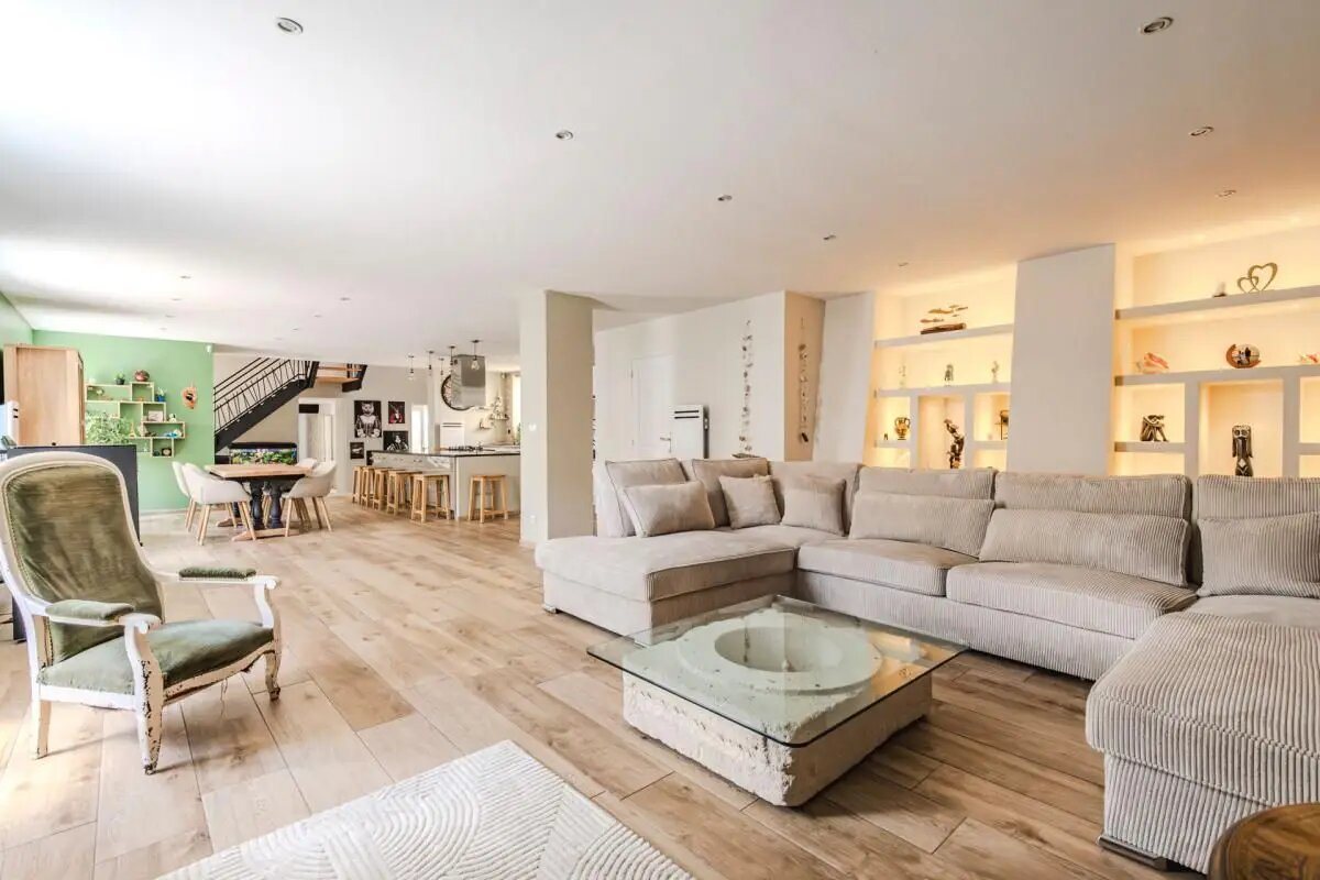 Maison à vendre, 286m², Crépy