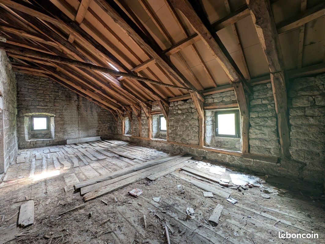 Maison à vendre, 330m², Tence